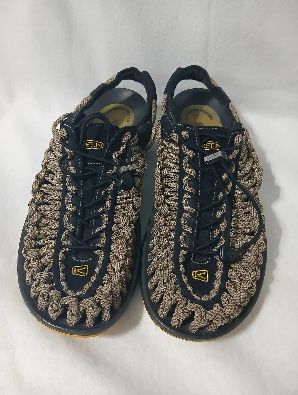 Keen Men's Black and Tan Woven Rope Sandals Size 12.